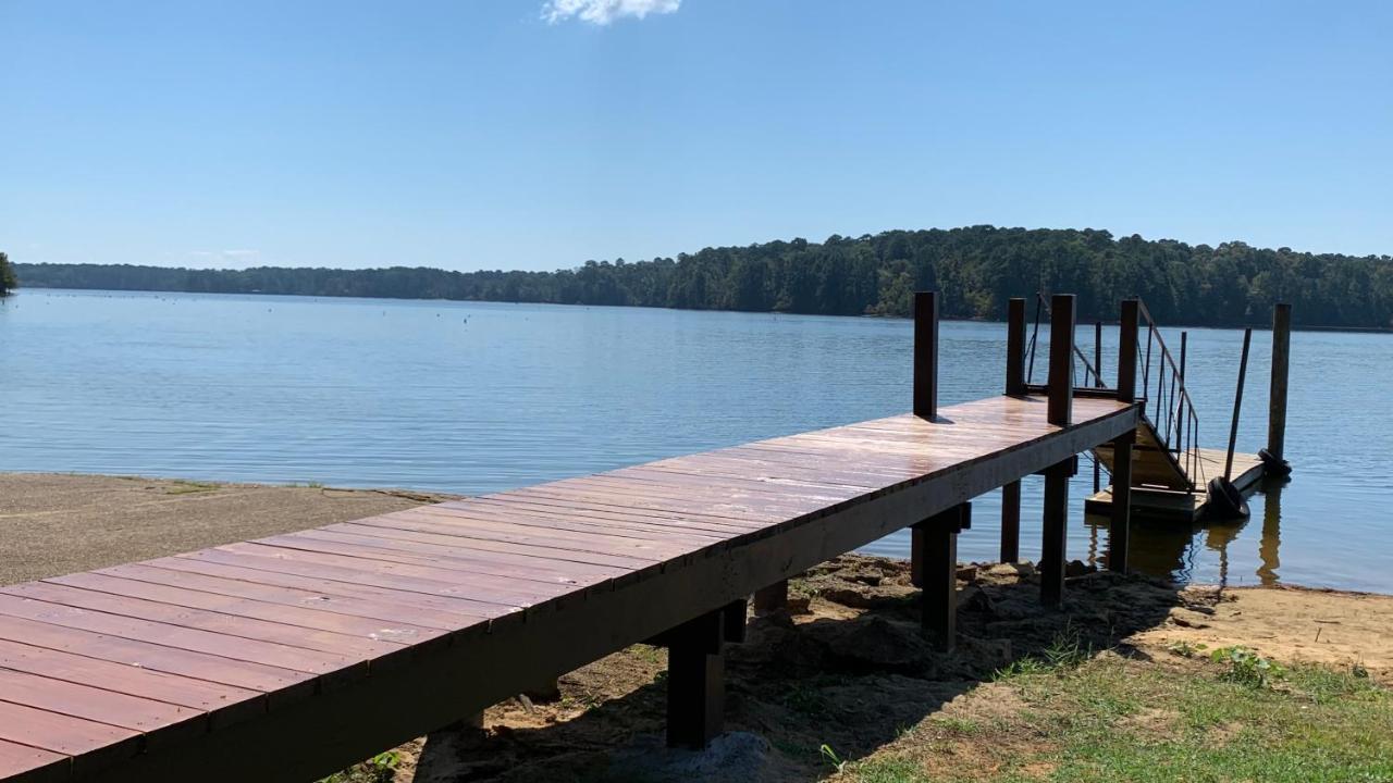 Hemphill Alpine Lakeview Motel Room Wifi,Sandy Beach Boat Ramp,Pier,Marina,Bath House With Laundromat מראה חיצוני תמונה