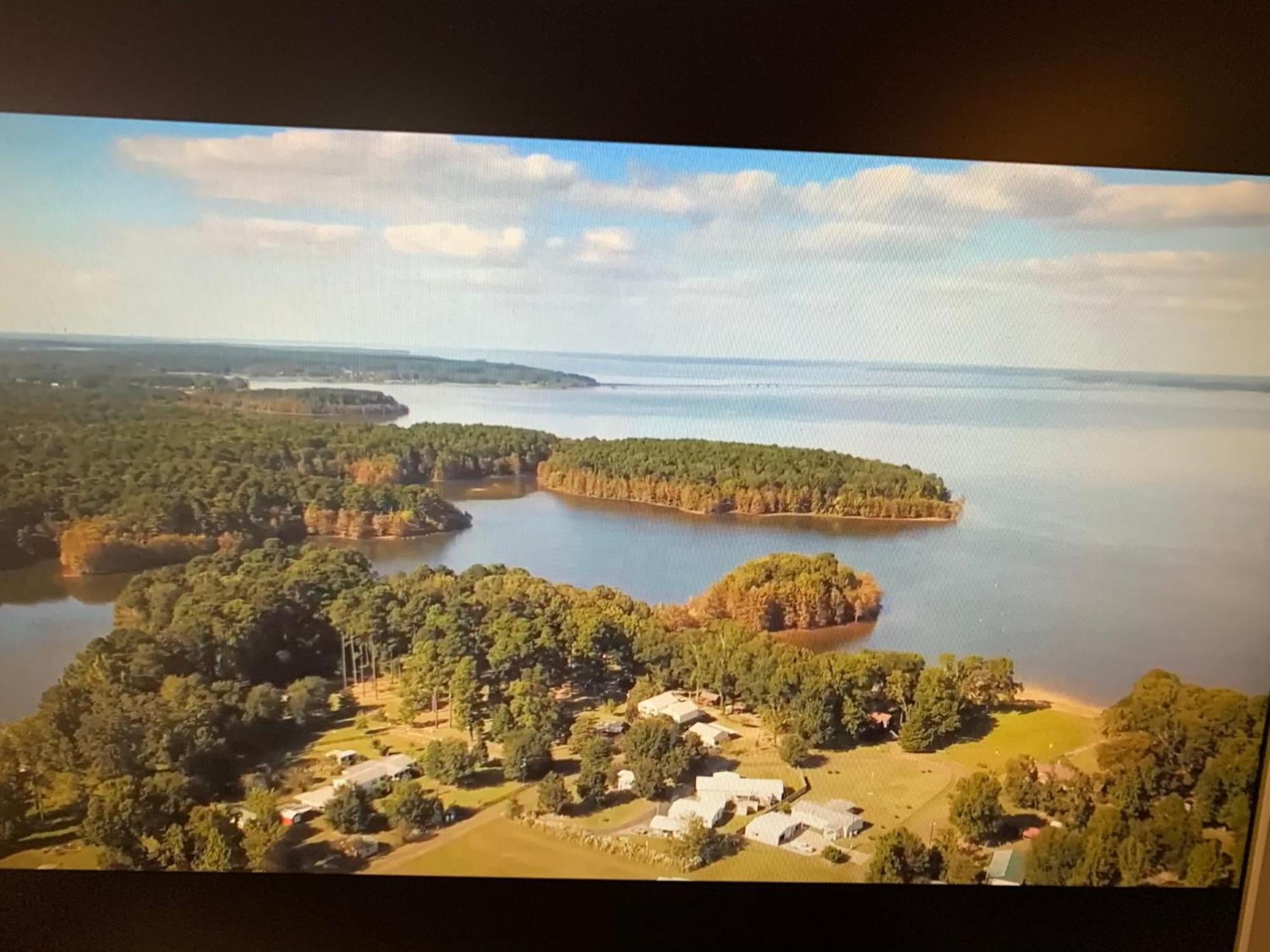 Hemphill Alpine Lakeview Motel Room Wifi,Sandy Beach Boat Ramp,Pier,Marina,Bath House With Laundromat חדר תמונה